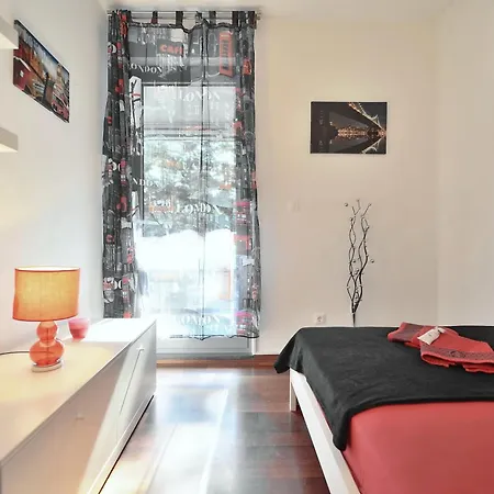 White Pebble - Luxury With Parking Appartamento *
